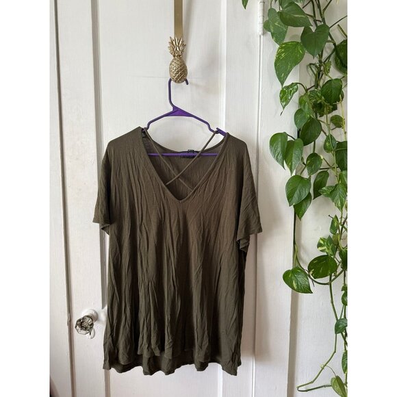 Forever21+ plus women’s size 3X – large green shirt - Picture 1 of 6